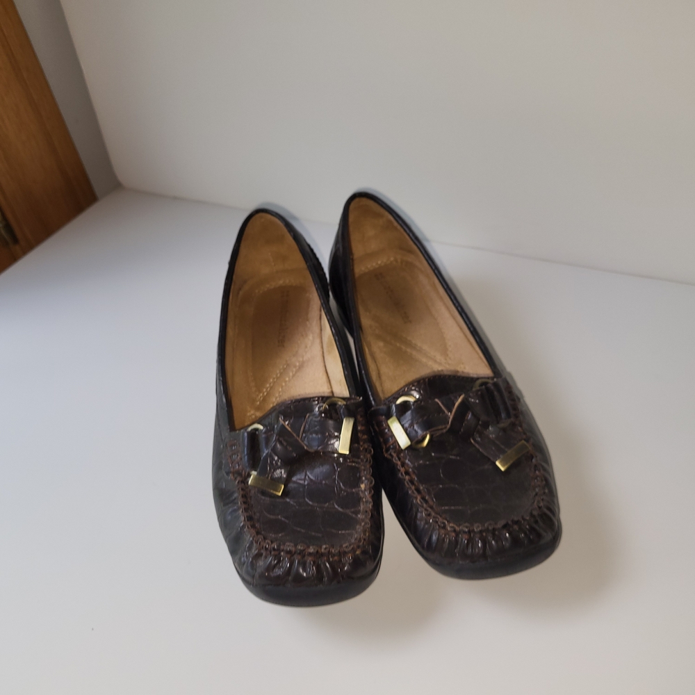 Naturalizer Dark Brown Croc-Embossed Loafers